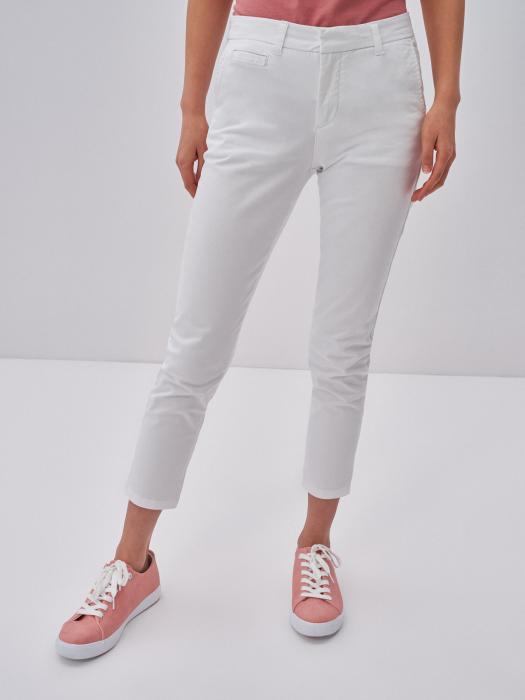 Biele slimmer džínsy